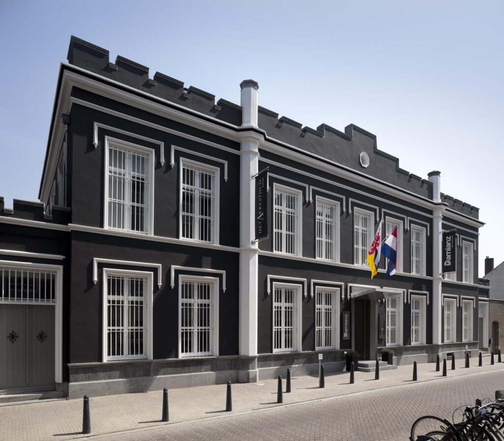 Het Arresthuis hotel boeken in Roermond België bij Hotelboeken.be