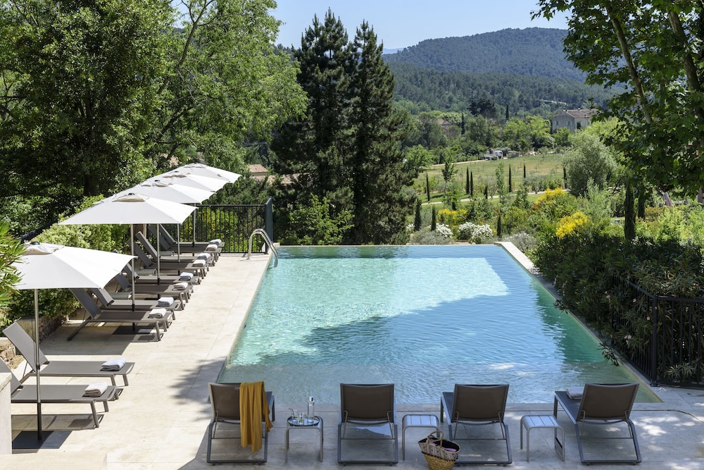 Les Lodges Sainte-Victoire Hotel & Spa hotel boeken in Le Tholonet België bij Hotelboeken.be