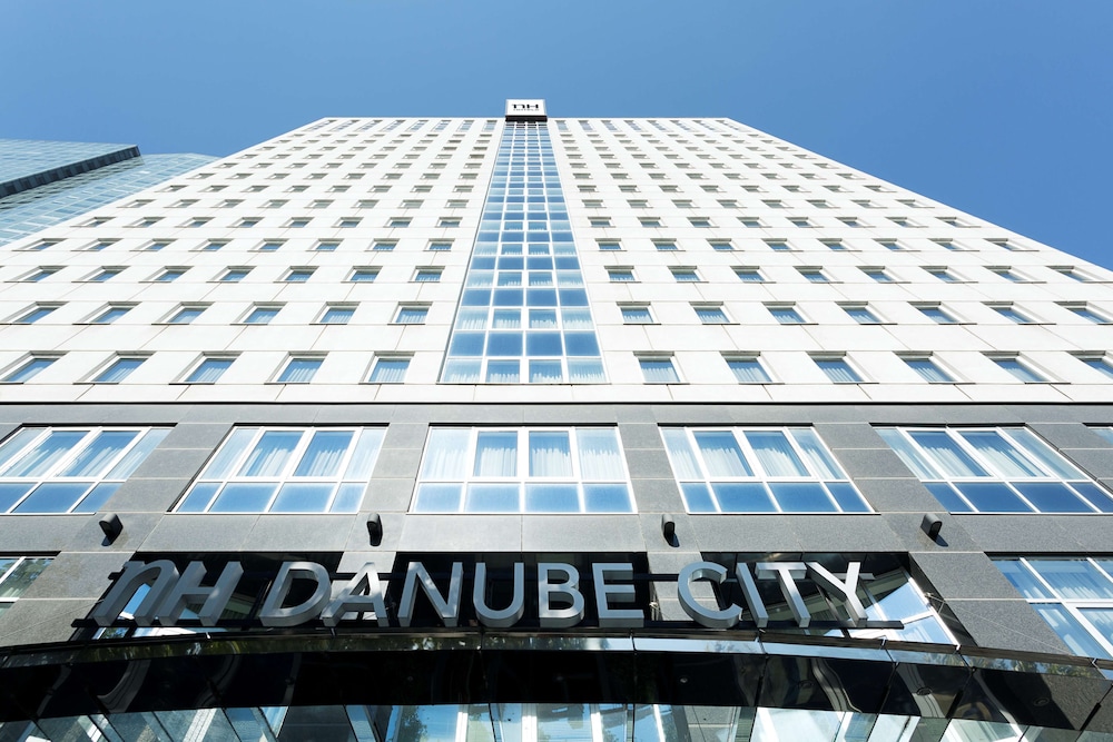 NH Danube City hotel boeken in Wenen België bij Hotelboeken.be