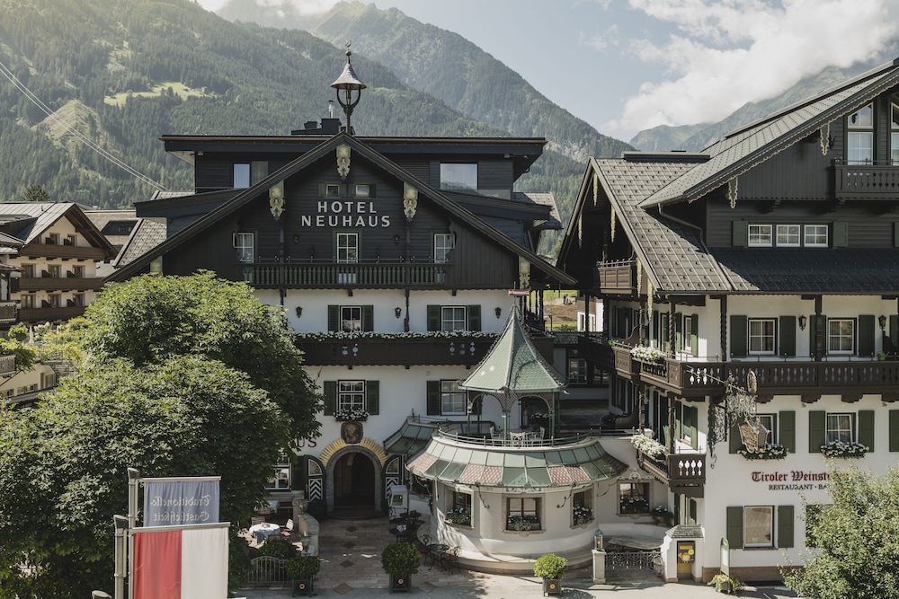 Neuhaus Zillertal Resort hotel boeken in Mayrhofen België bij Hotelboeken.be
