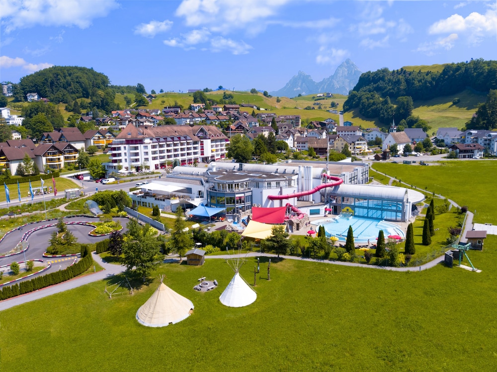 Swiss Holiday Park Resort hotel boeken in Morschach België bij Hotelboeken.be