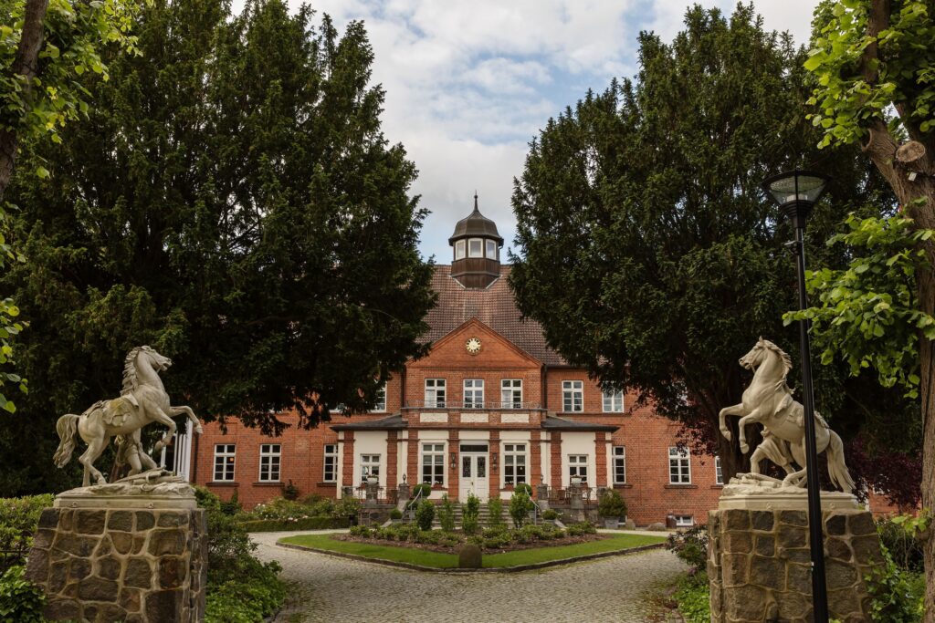 Schloss Basthorst hotel boeken in 1 België bij Hotelboeken.be