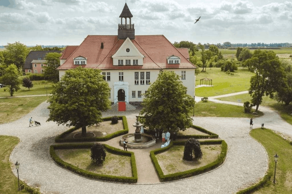 Schloss Krugsdorf hotel boeken in 0 België bij Hotelboeken.be